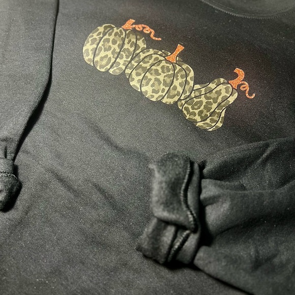 Cheetah Pumpkins - Picture 2 of 2